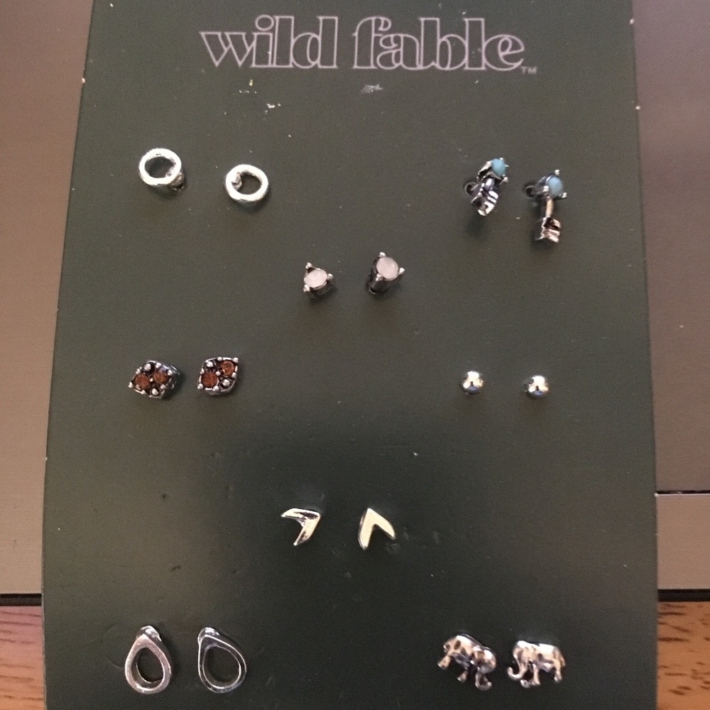 NWT WILD FABLE ELEPHANT & STONE 8-CT EARRING SET - Picture 2 of 4